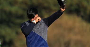 プロ15年目でつかんだ初栄冠に、男泣き（撮影：鈴木祥）