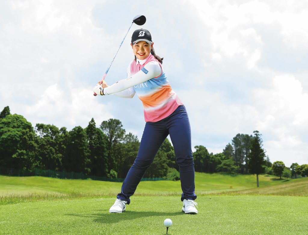 吉田優利プロが女性ゴルファーに教えてくれる 下半身リードで10ヤードアップ Regina レジーナ Regina レジーナ