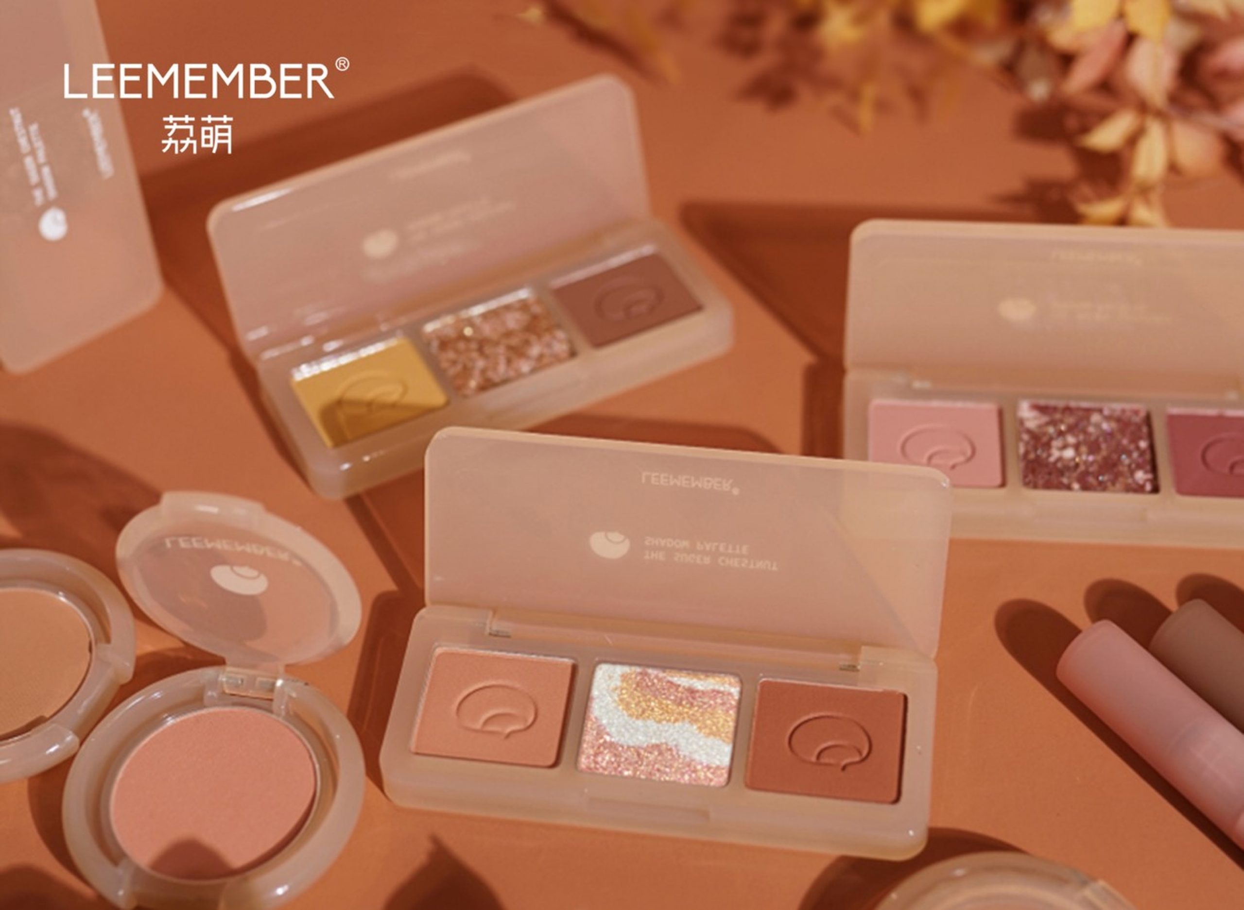 中国コスメ　21点セット　アイシャドウパレット多め 中国コスメ 21点セット アイシャドウパレット多め メイクコスメセット