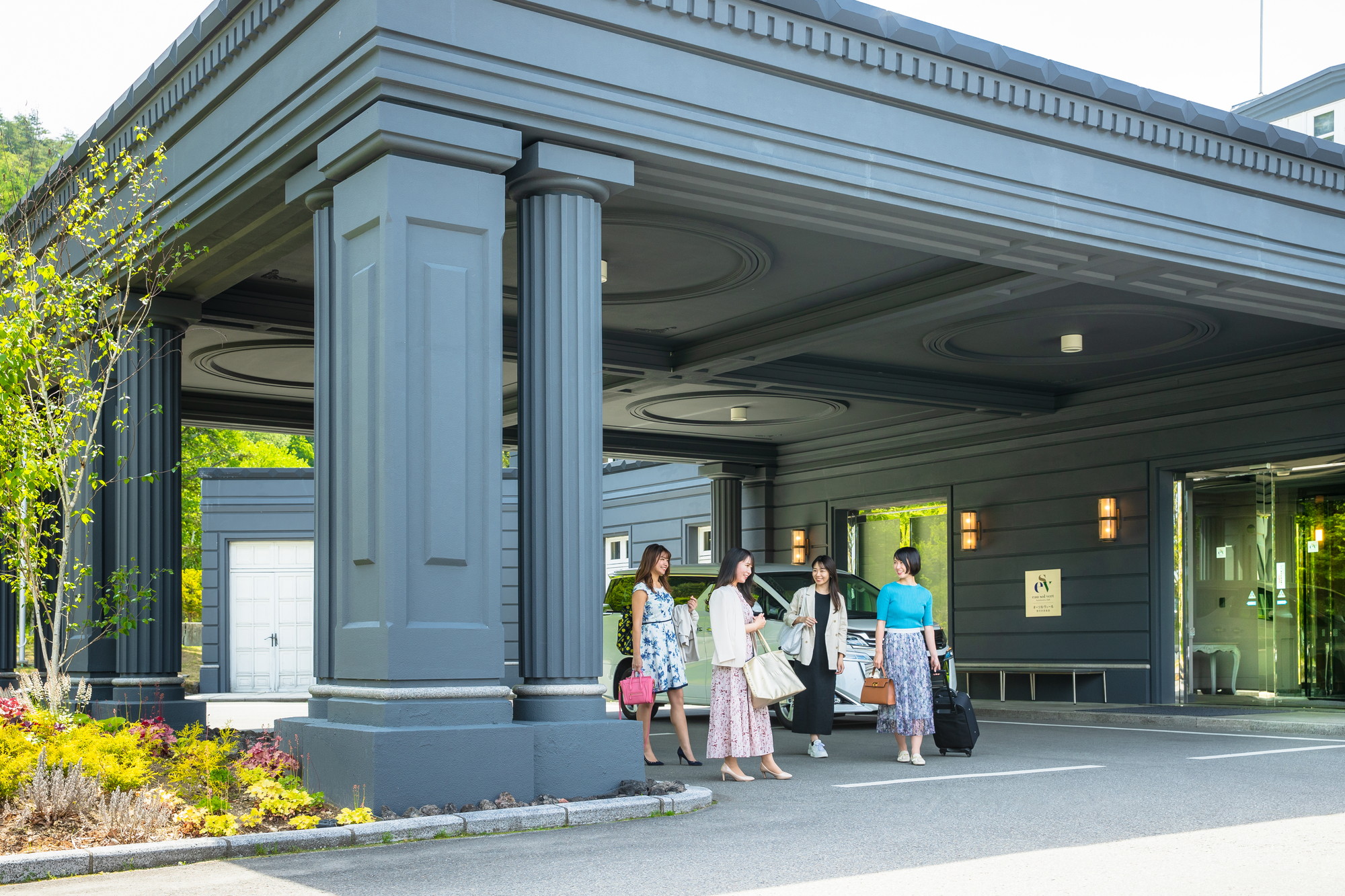 DAY.1　10：00／ARRIVAL軽井沢駅から車で約30分素敵なクラブハウスがお出迎え